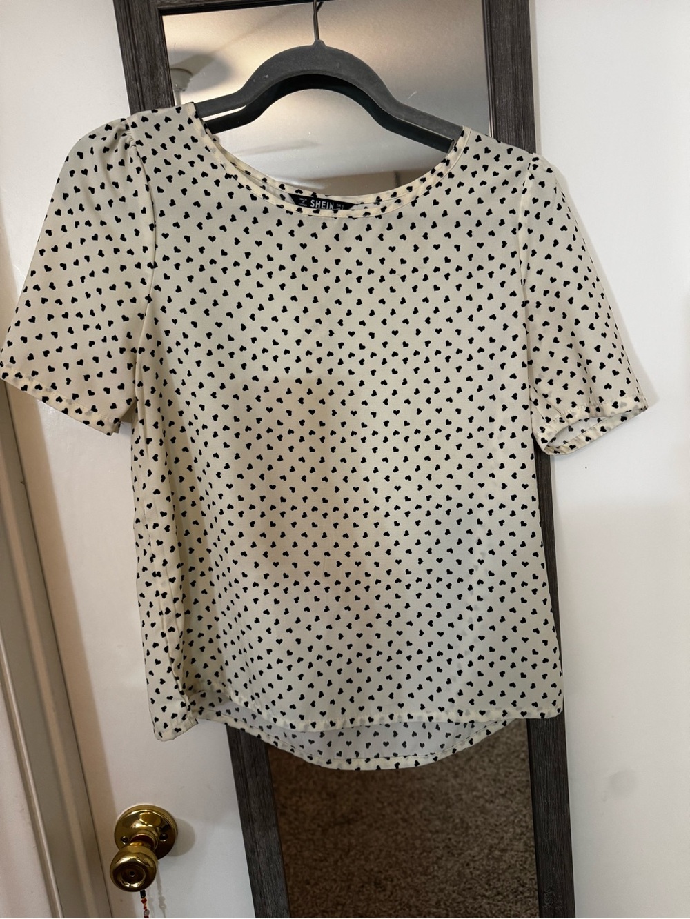 SHEIN Cream Short Sleeve Blouse with Black Heart Print